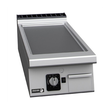 Fagor 900 Series Countertop Smooth Plate Gas Griddle 4 FT-G905 L